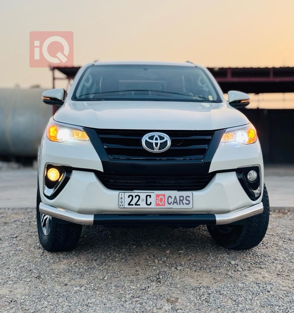 تۆیۆتا فۆرچێنەر